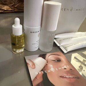 Hydrating Face wash Serum & Oil Set. clean beauty line/ GF used 2 times :(